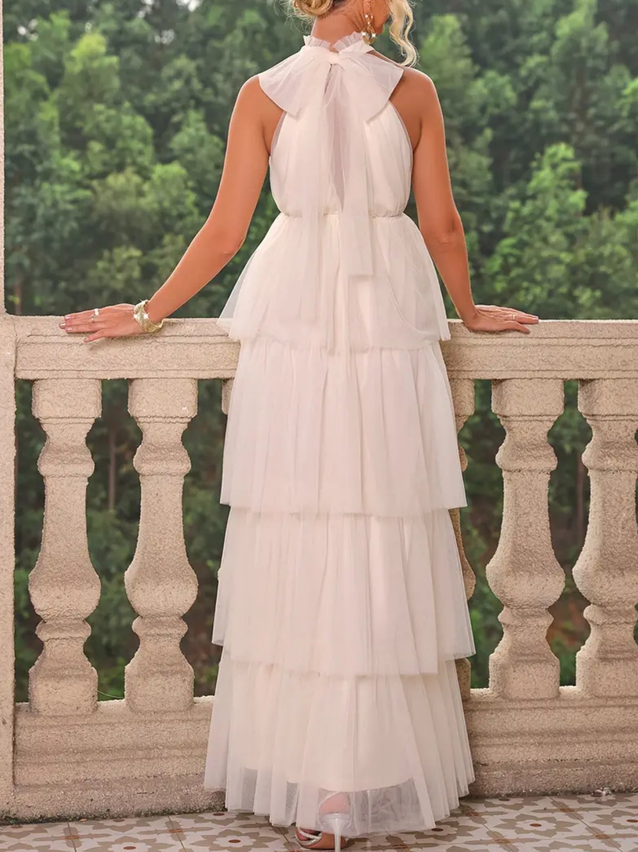 Elegant Halter Neck Maternity Maxi Dress - Tiered Tulle Design