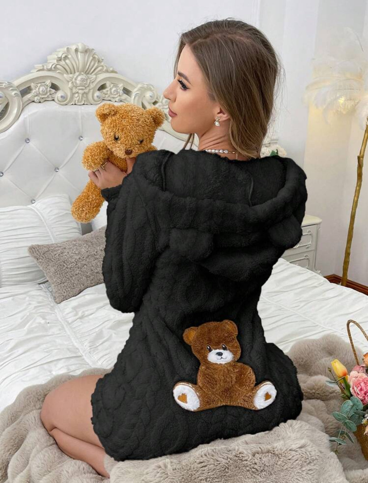 Pijama de peluche bordado con forma de osito con capucha y forma de mameluco “Baby Bear”