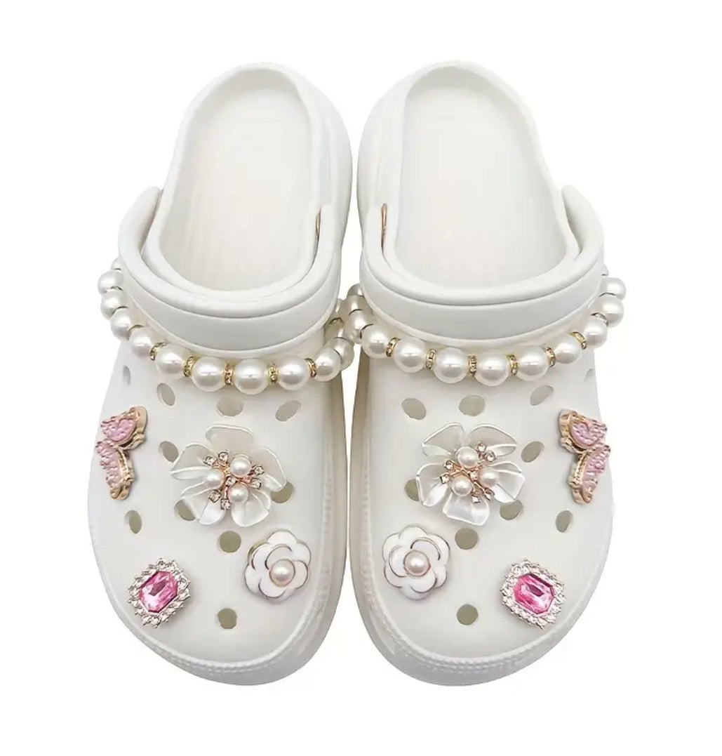 Detachable “Pearls 🌸Flower & Butterfly” Designs for Crocs & Sandals - Sparkling 10 pcs