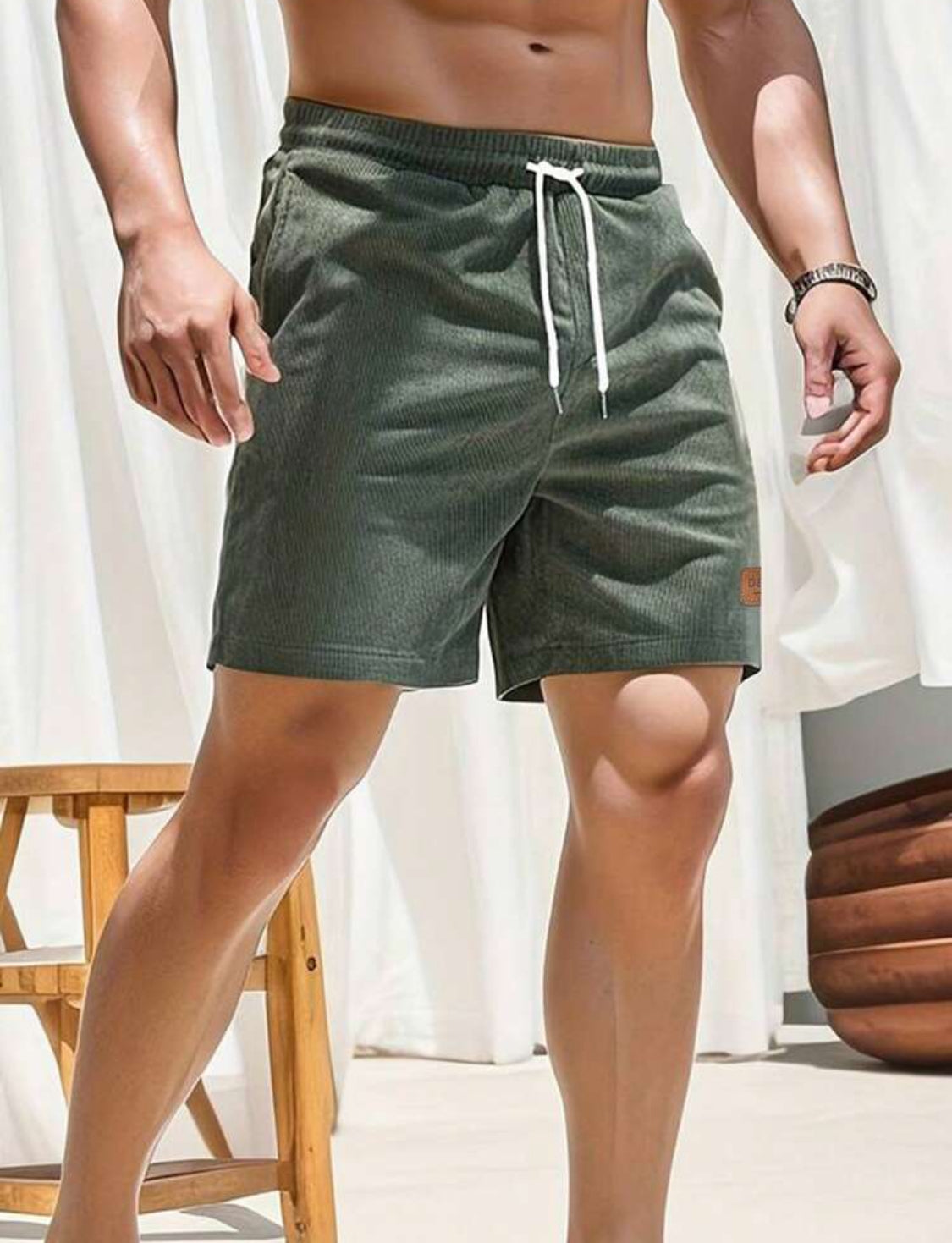 Pantalones cortos de mezclilla estilo pana para hombre