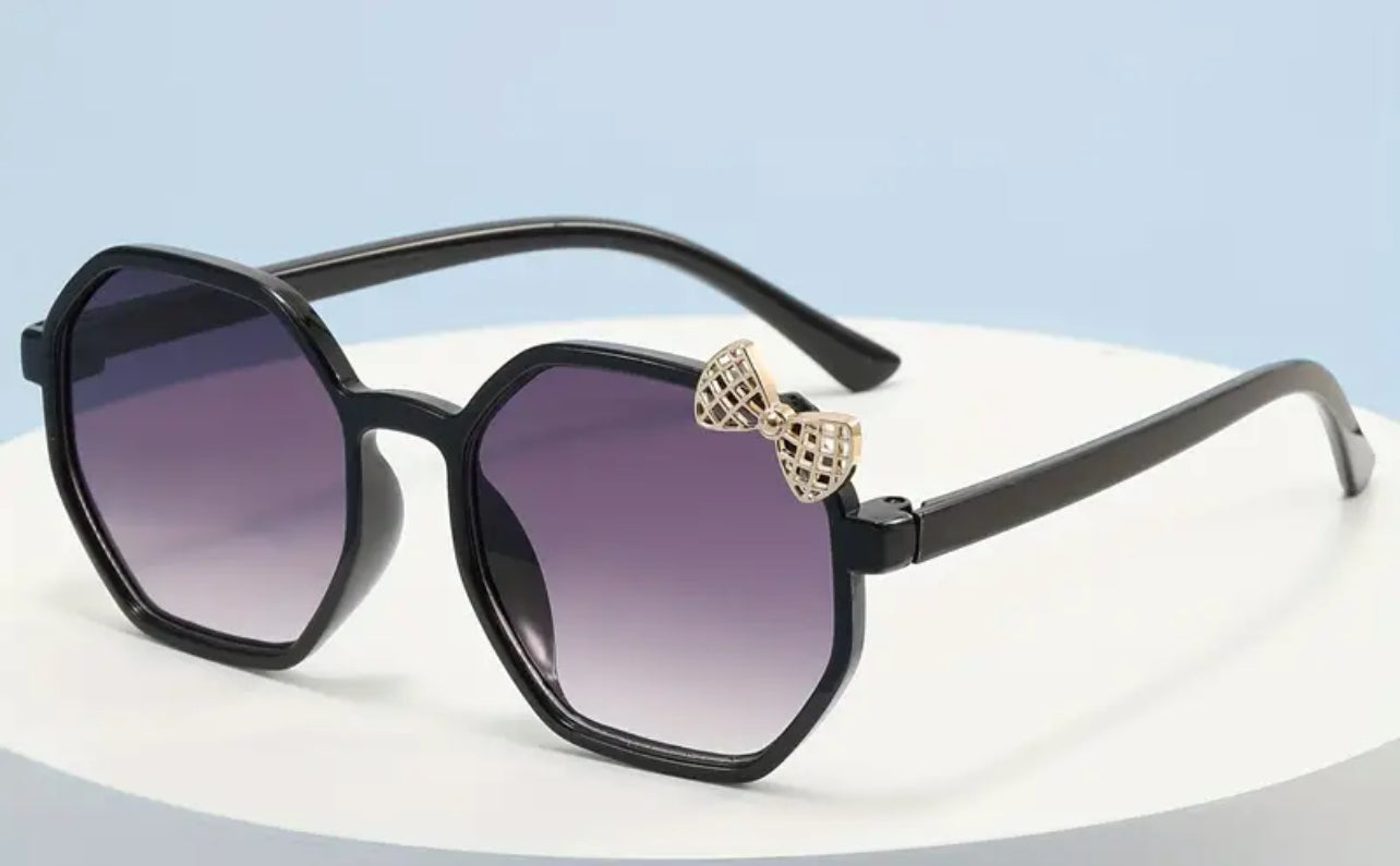 “Girls Retro” Oversize Sunglasses