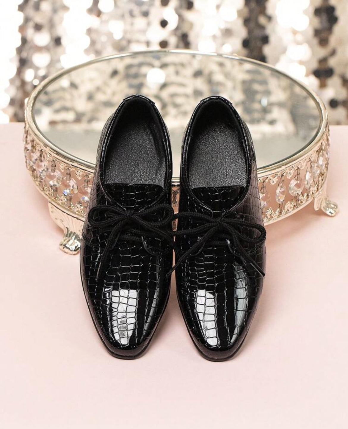 “Swanky Boys” Embossed Classic Retro Chelsea Pointed Leather Shoes