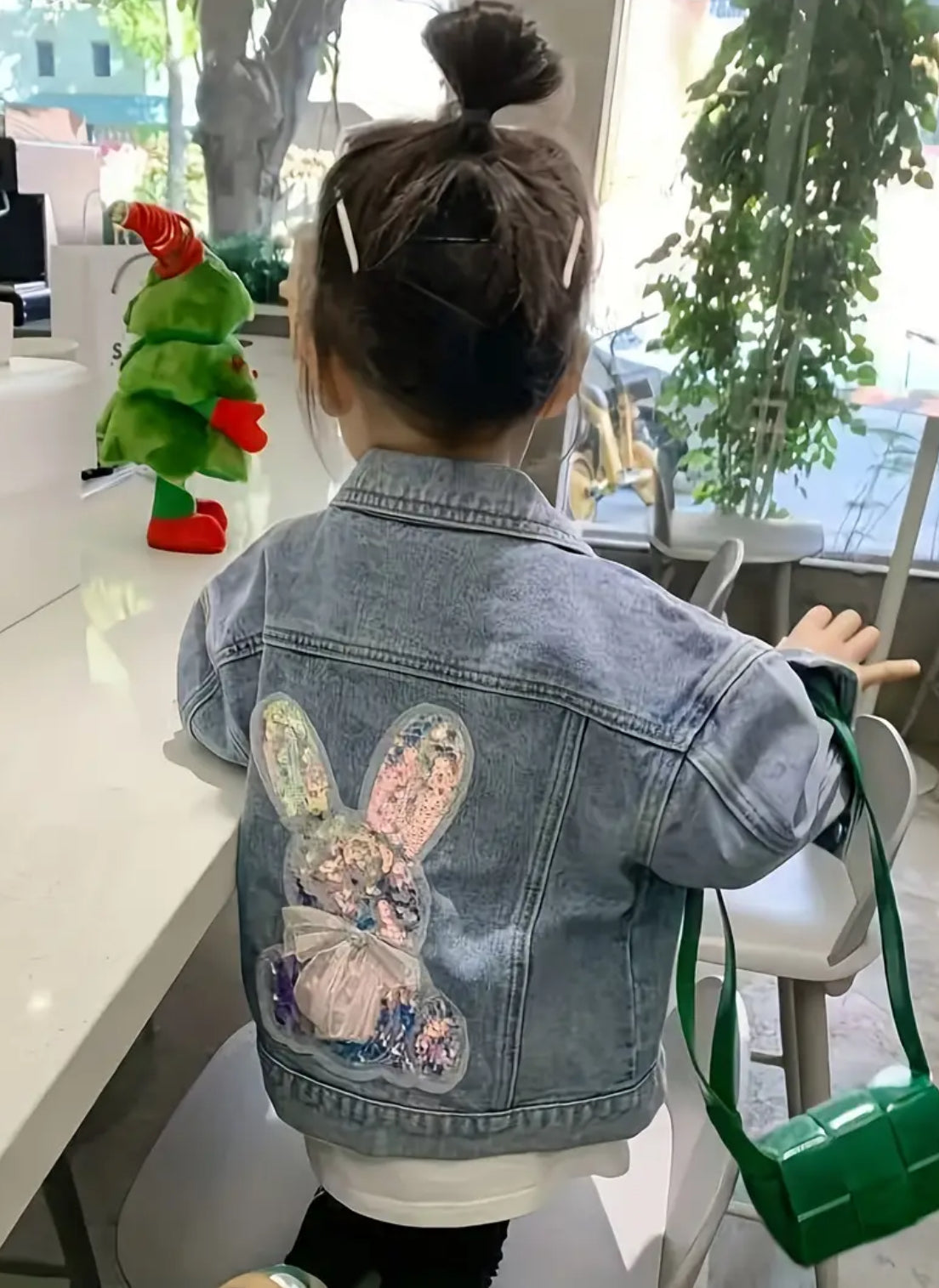 Chaqueta de niña con parches “Denim Bunny”🐰