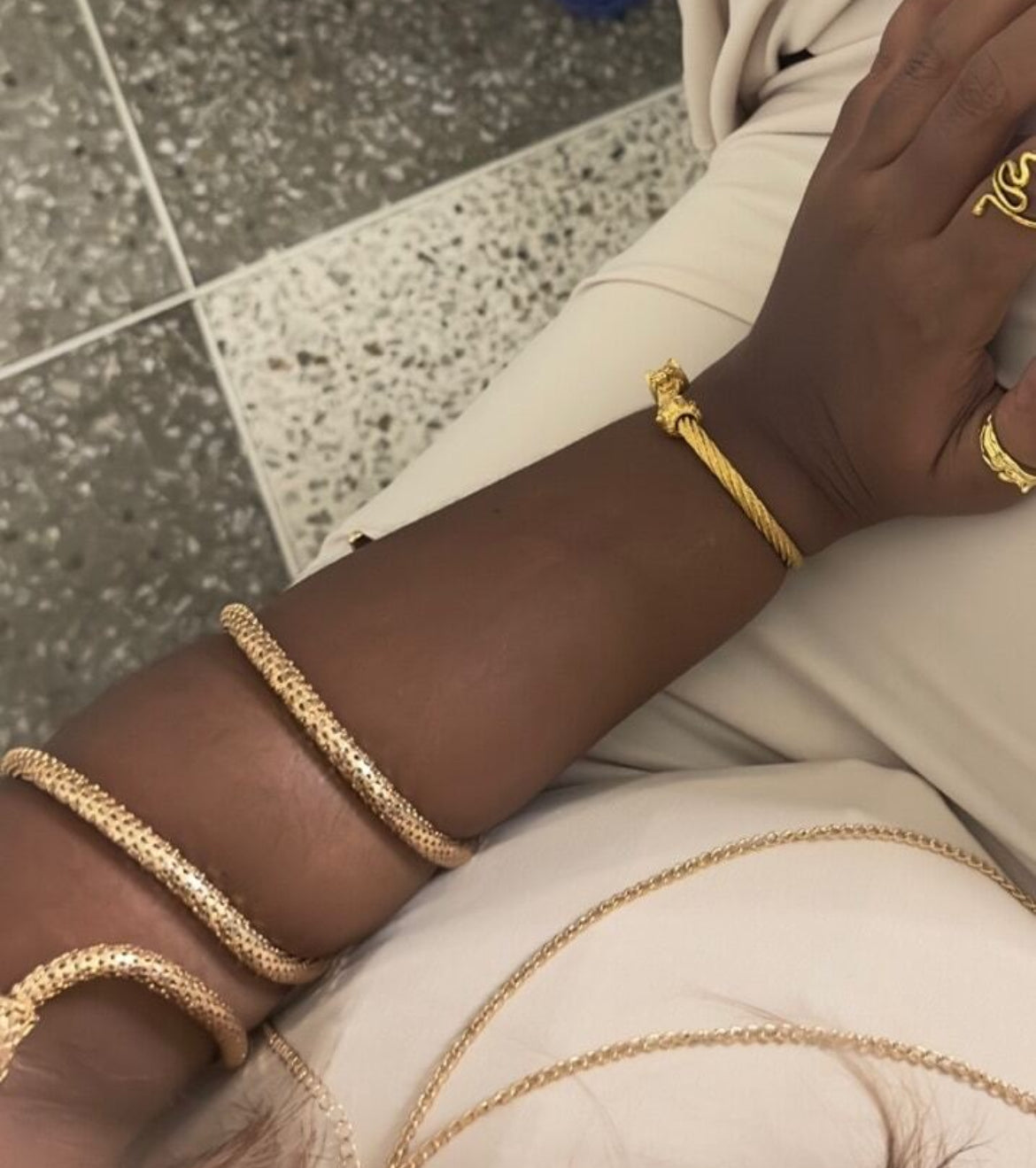 Snake Wrap Around, Connected Finger Bracelet, 1Pc Metallic Gold