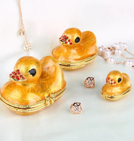 H&D HYALINE& DORA Family Duck Figurine | Hinged Jewelry Box