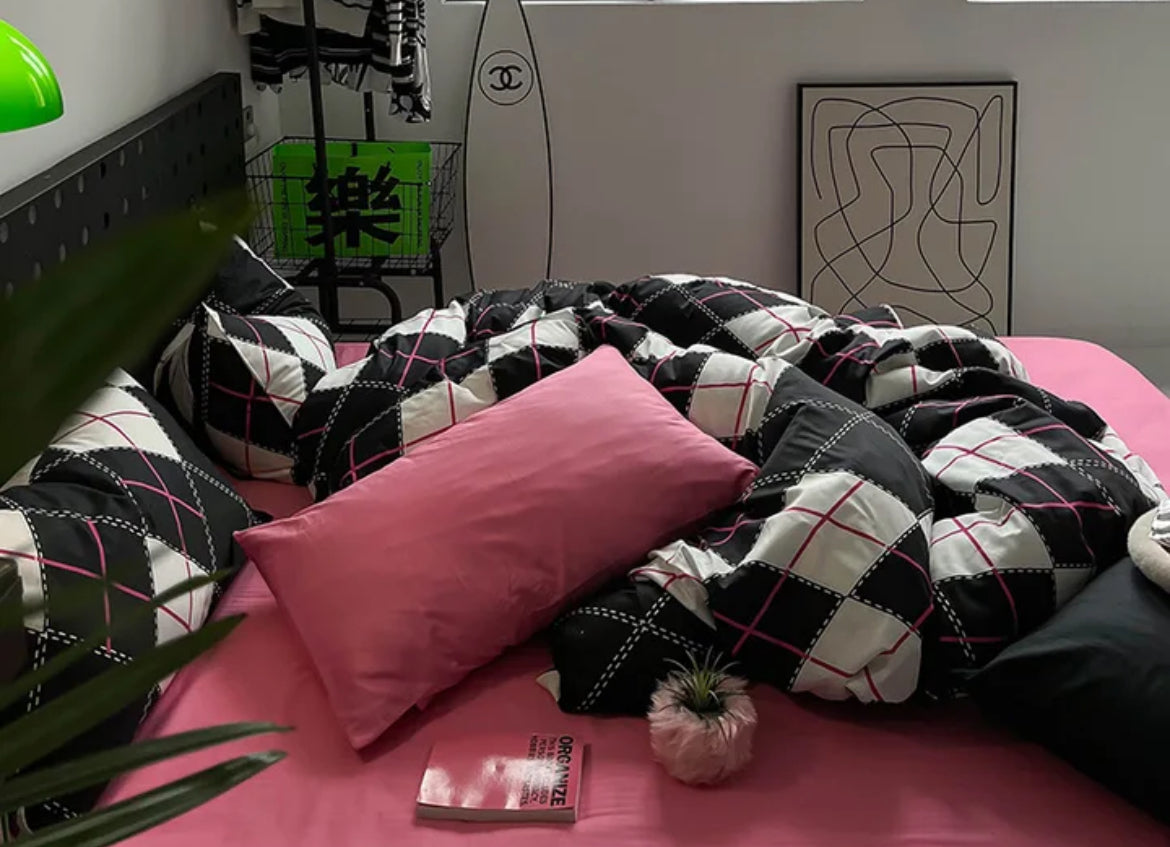 Funda nórdica con estampado de rombos en rosa intenso y negro, ropa de cama