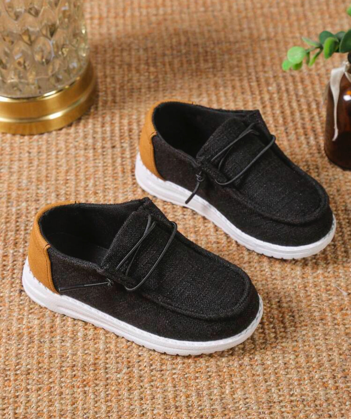 Trendy Classic Sneakers For Casual Wear, Youth