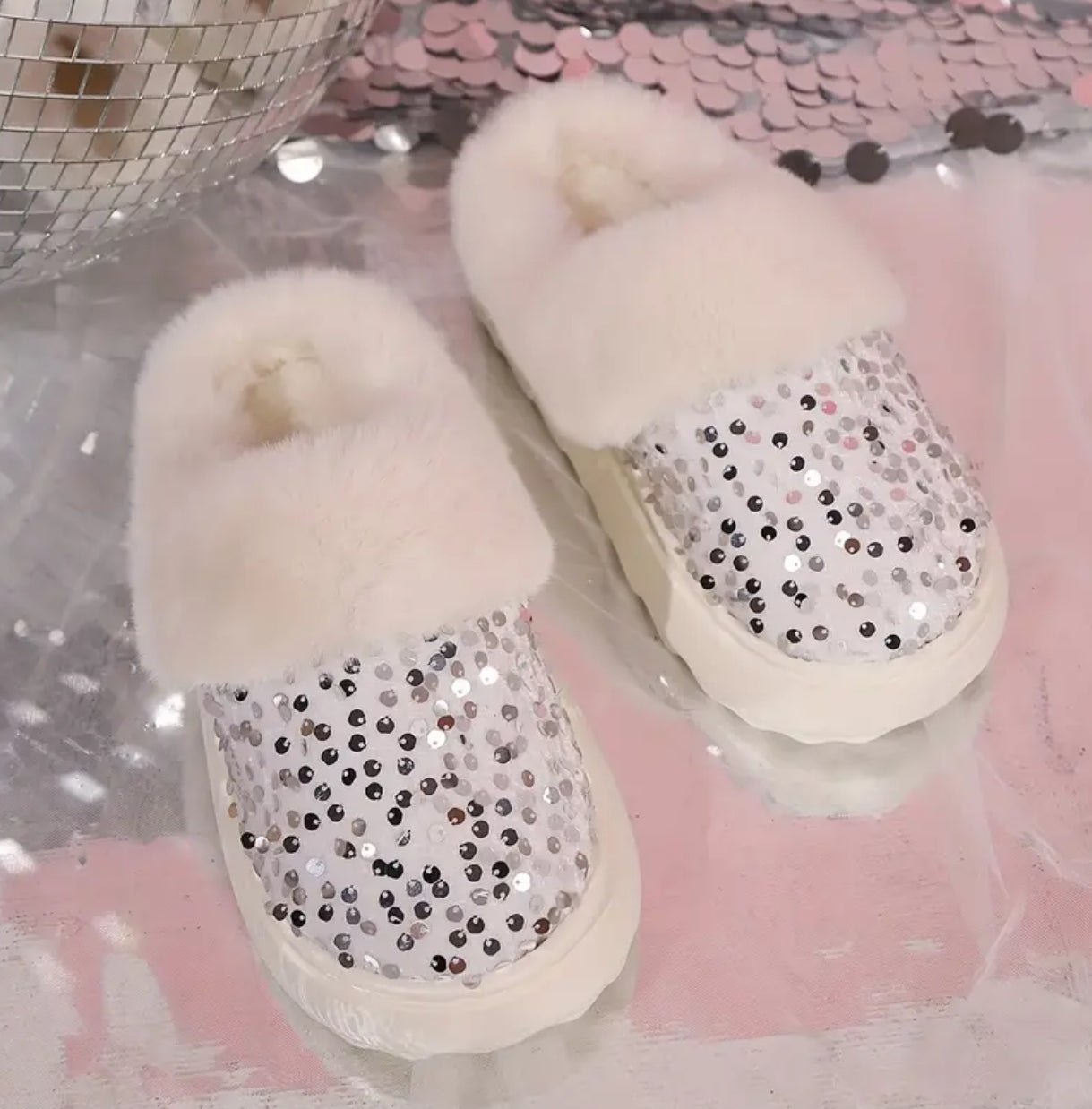 “Sparkling & Cozy” Sequin Slippers - Cozy, Non-Slip, Warm Plush Lining