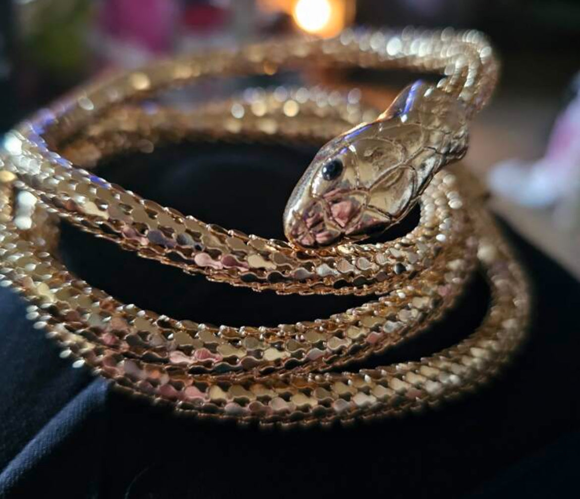 Snake Wrap Around, Connected Finger Bracelet, 1Pc Metallic Gold