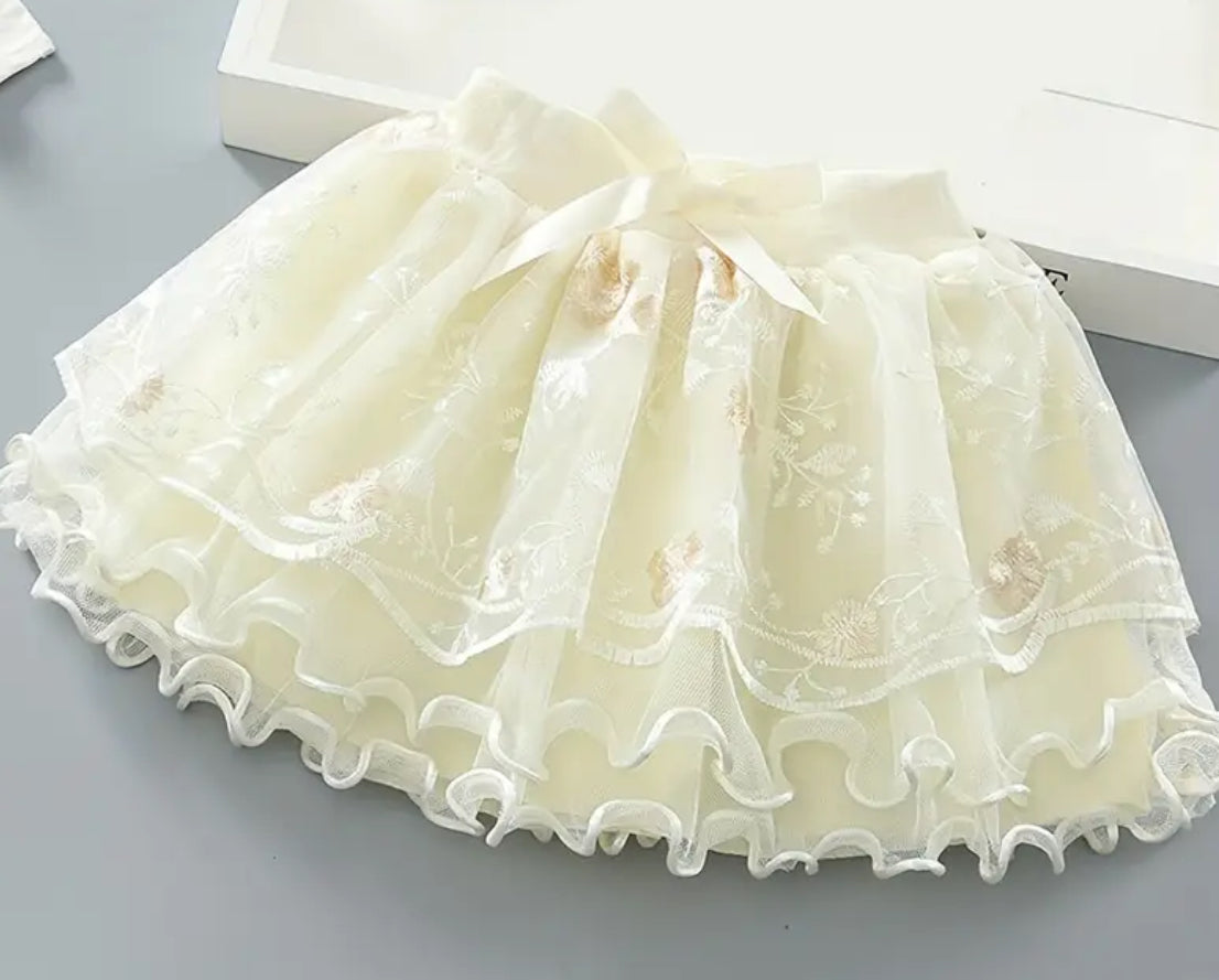 “Tulle Girls” Princess Embroidered Bow Front Skirt🩰