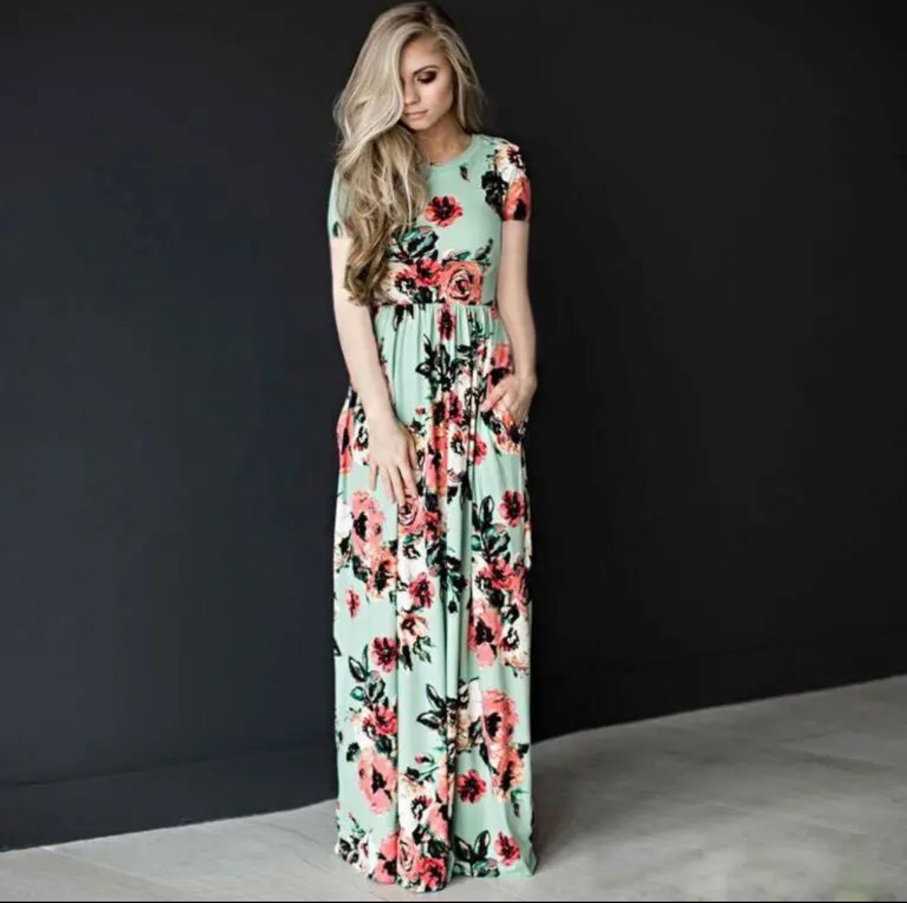 Elegante vestido largo de cintura alta con estampado floral 🌷