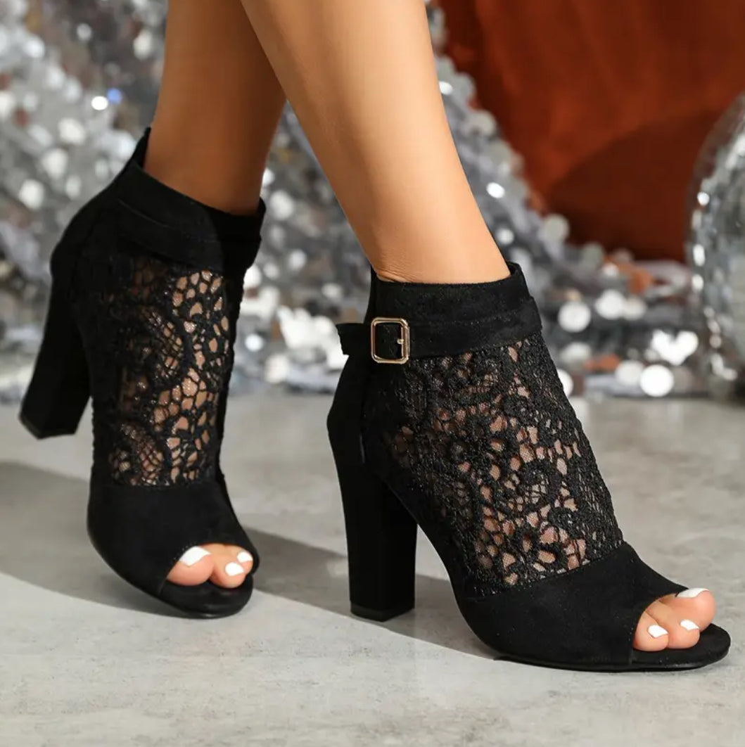 Black Floral Mesh Peep-Toe Shoes with Chunky Heel and Back Zipper Ankle Booties