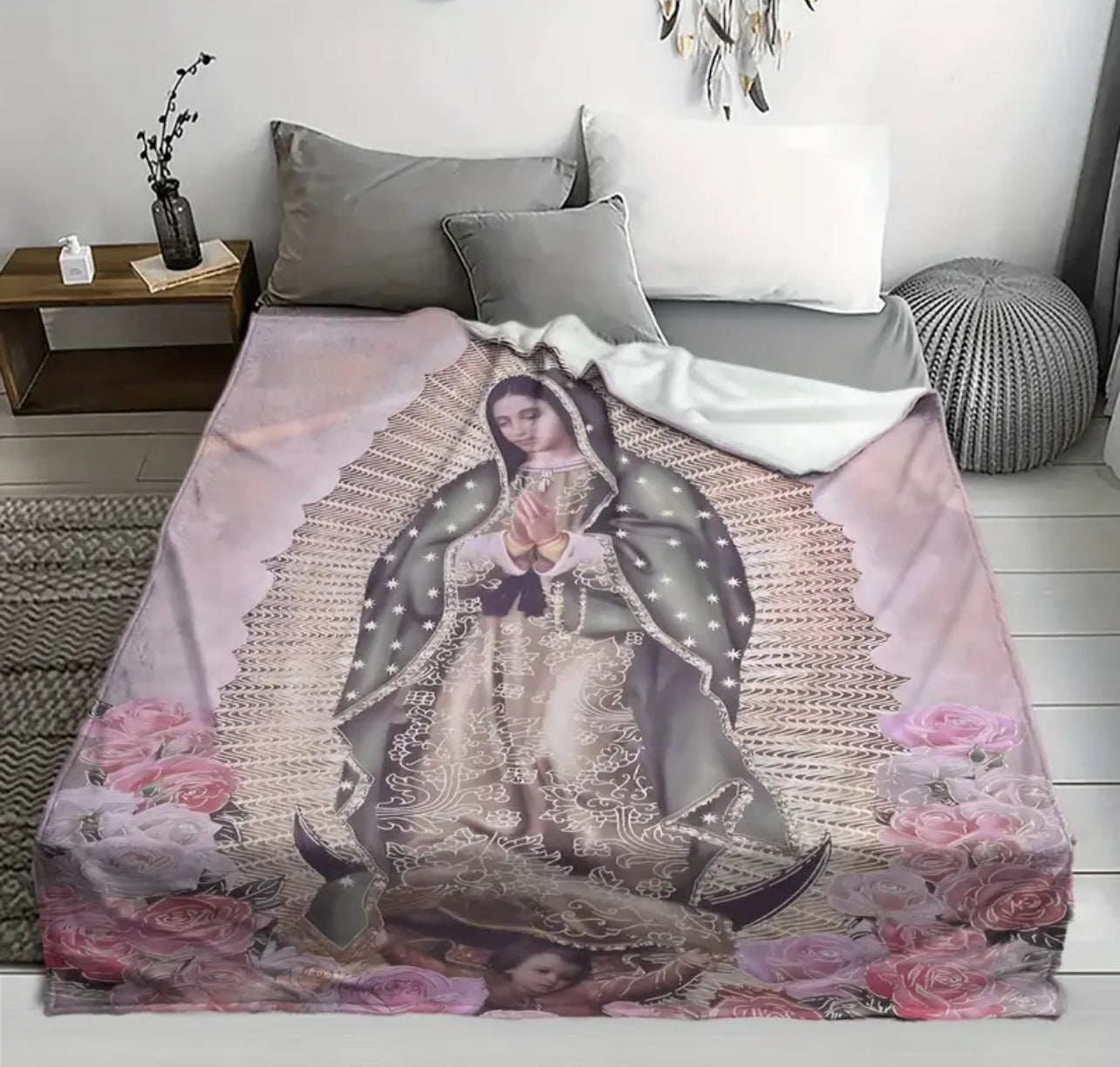 1pc Soft Warm Virgin Mary Pattern, Small Cover Blanket