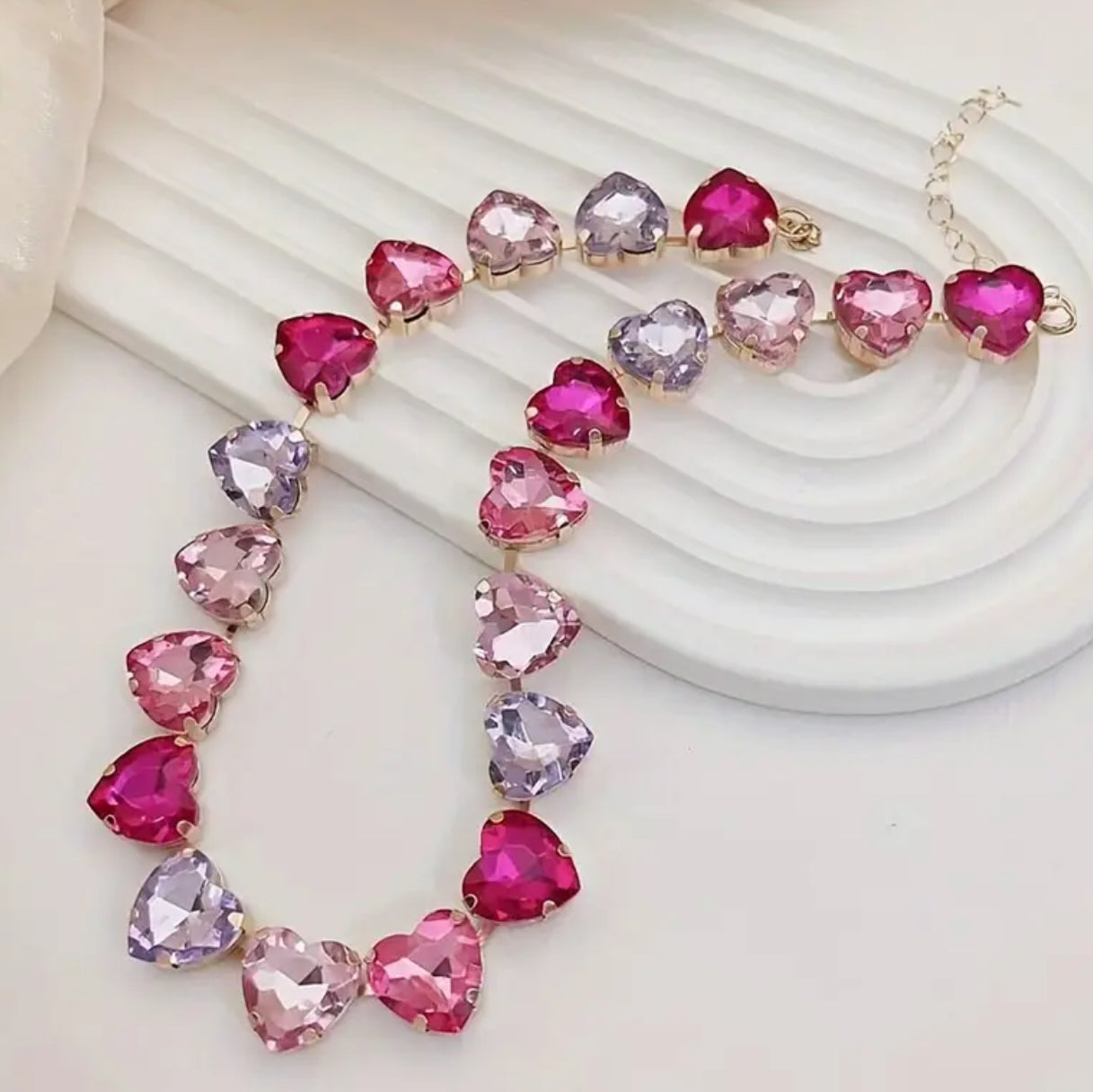 Collar de corazones de cristal de colores “Dazzling Love”