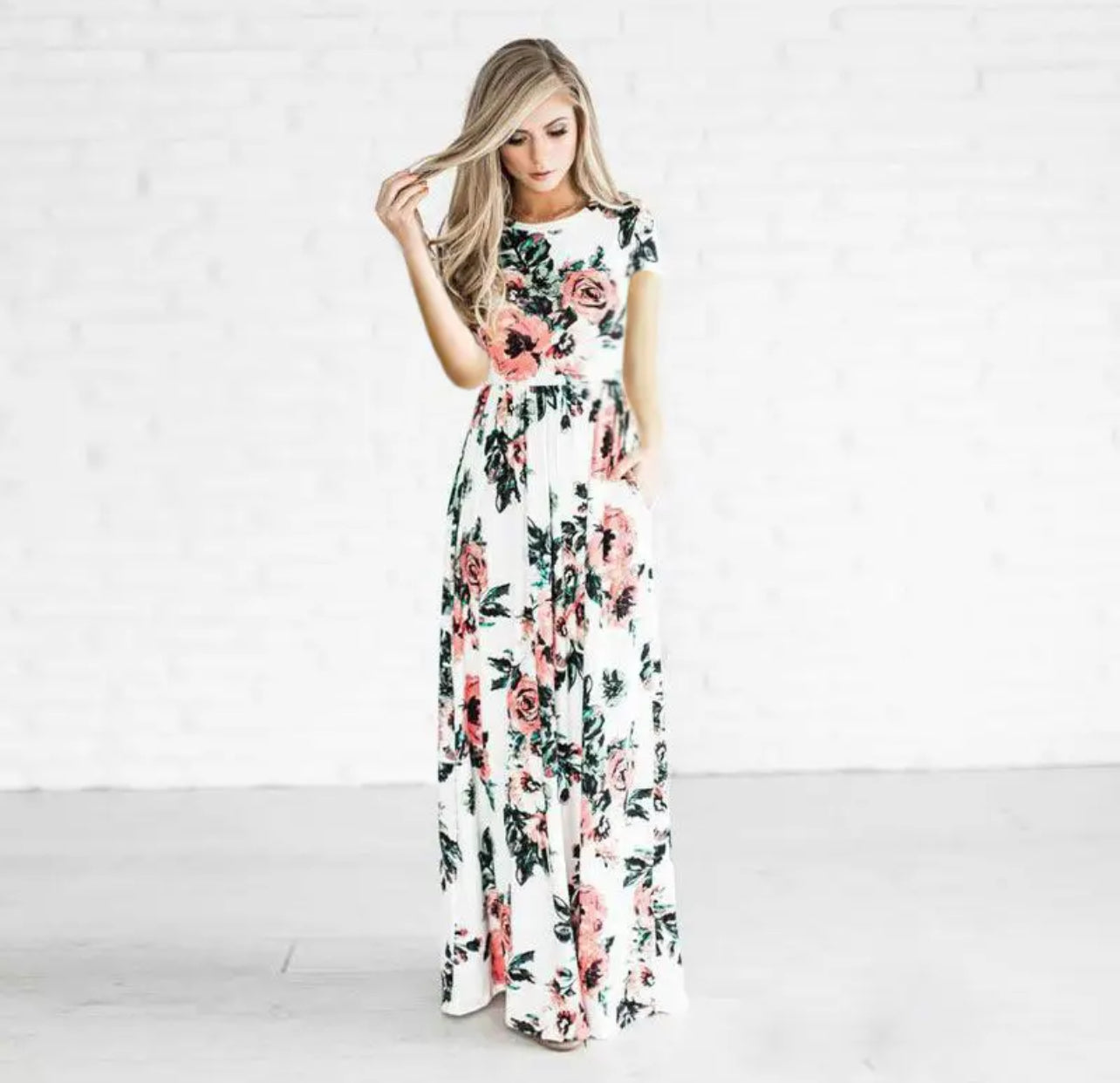 Elegante vestido largo de cintura alta con estampado floral 🌷