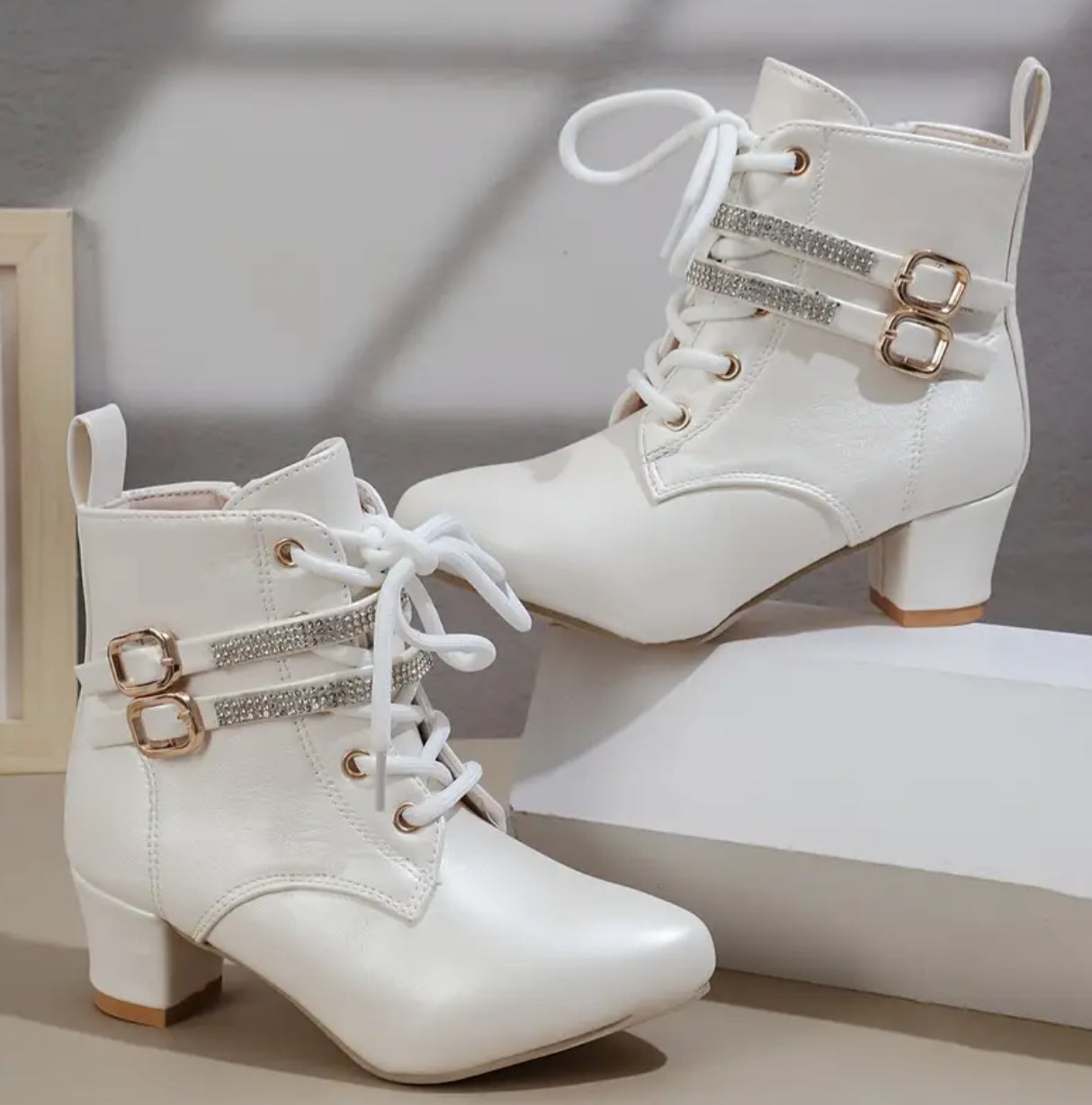 Botas de tacón bajo “White Diamonds” para adolescentes