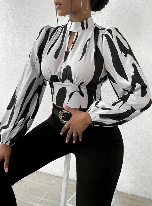 Elegant Long Sleeve Cut Out Crop, Shirred Blouse 🖤