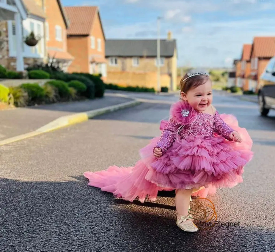 Vestido glamoroso de nubes y tul suave y cómodo para la piel del bebé “Little Queen” 👑